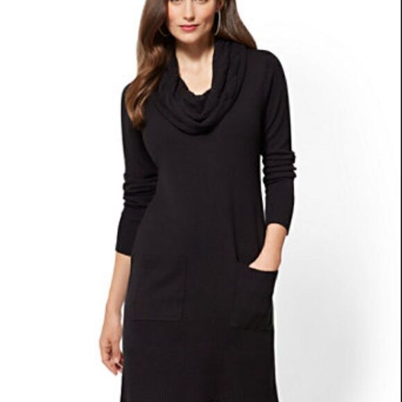 RED COWL-NECK SWEATER DRESS - Picture 6 of 8